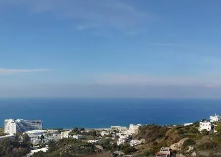 Rhodes Skyline 5* איקסיה