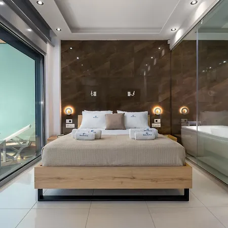 מלון דירות Rhodes Skyline 5*