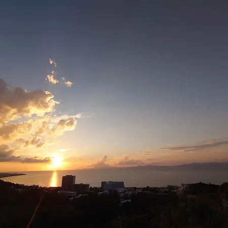 Rhodes Skyline 5* איקסיה